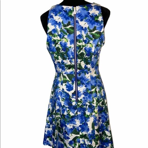 ✨ Milly for Design Nation Paneled Floral Dress✨ - Picture 5 of 7
